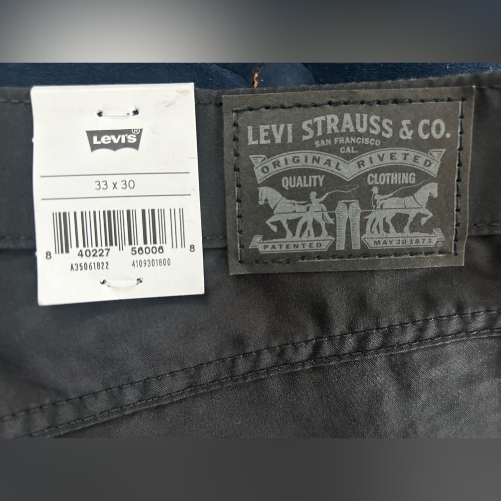 NWT Levi's SZ 33X30 blackish/charcoal Mom High Waisted 5-pocket jeans/waist 34” - Picture 7 of 10